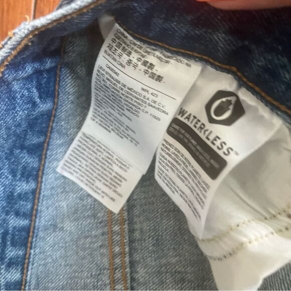 Levi's WEDGIE Premium High Rise Jeans Sz 26 - Picture 16 of 16